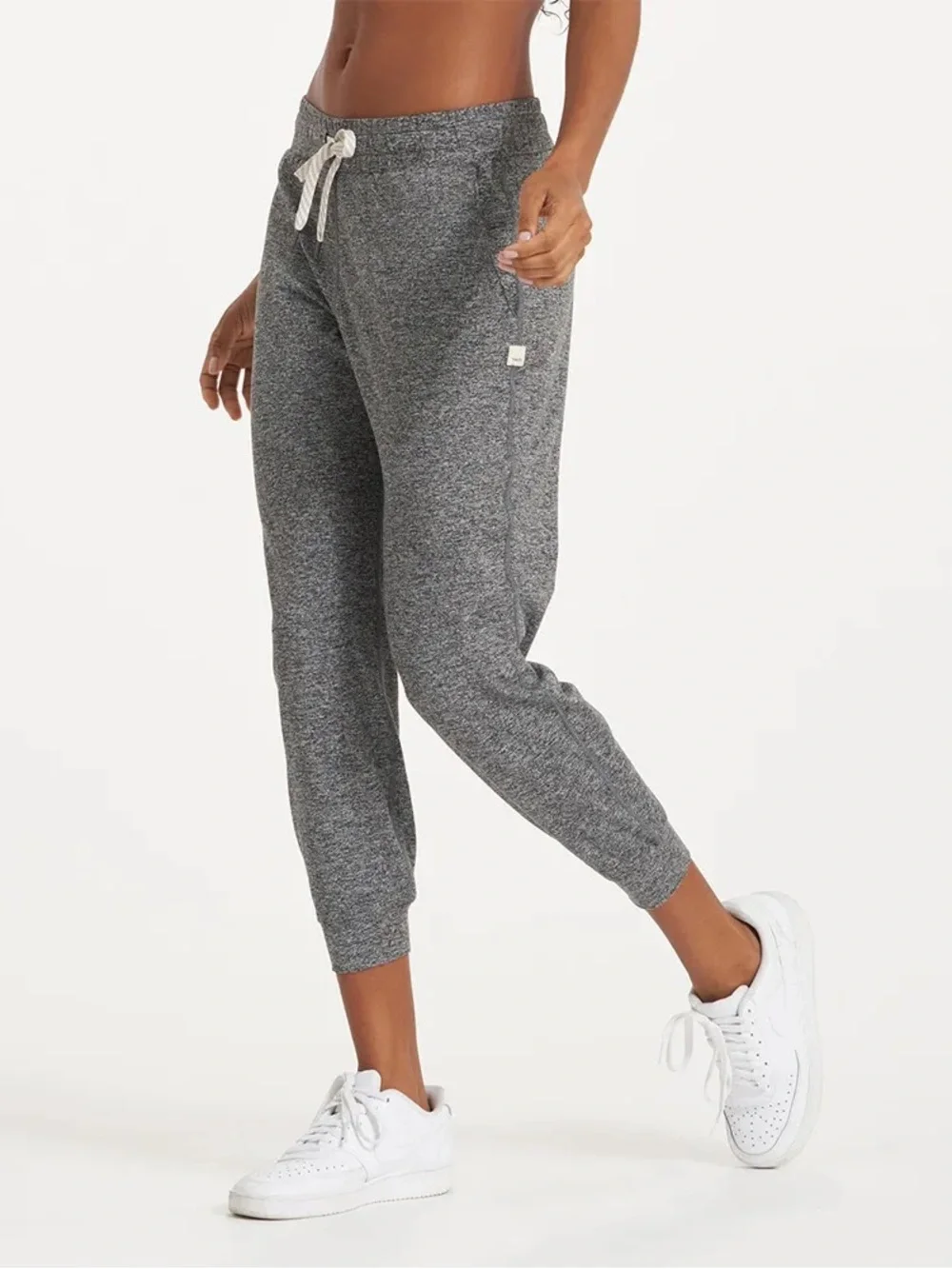 Vuori. Performance Joggers. Heather Gray. Size Medium.